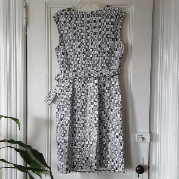 Ann Taylor Dress - Picture 4 of 5